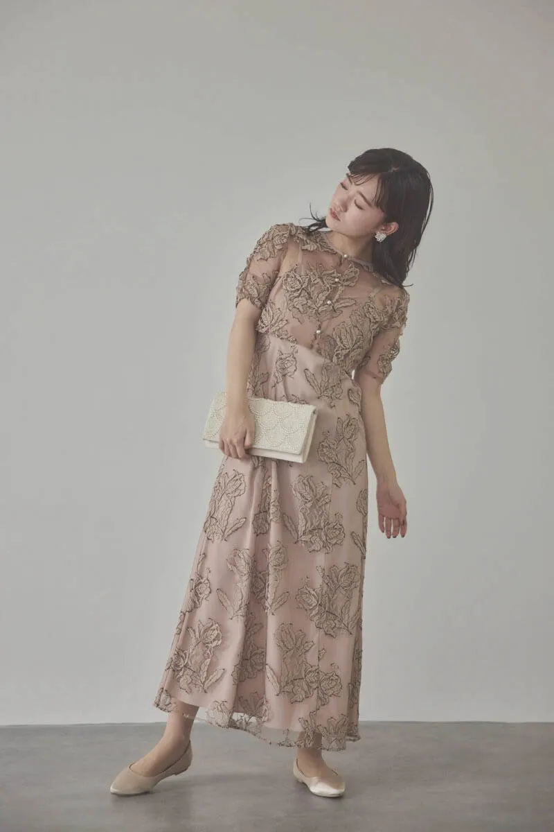 ダスティピンクのローズレースレイヤードドレス