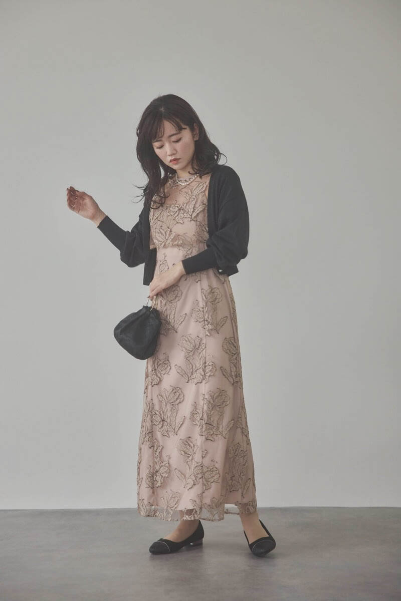 ダスティピンクのローズレースレイヤードドレス