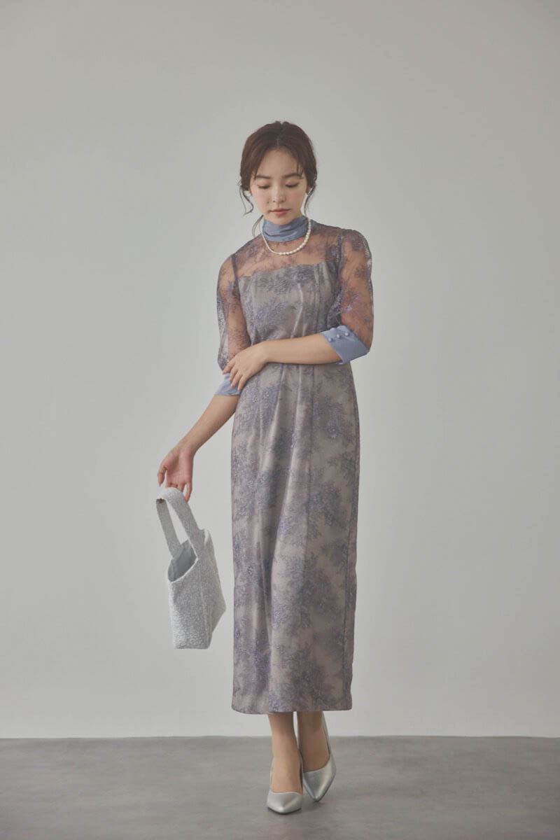 パープルのシャイニーレースリボンドレス