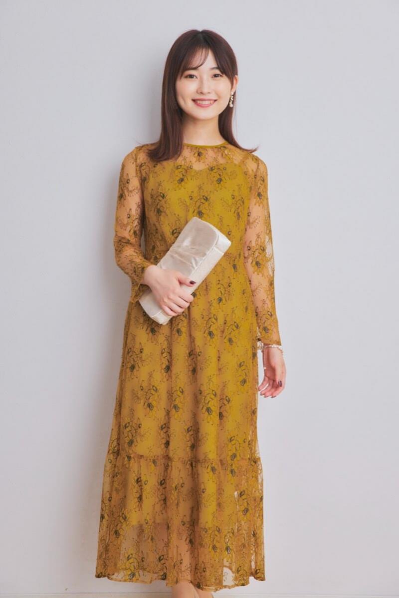 イエローのオールレース配色ドレス