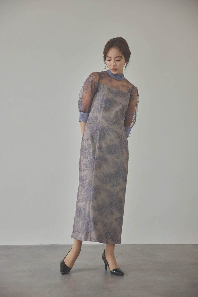 パープルのシャイニーレースリボンドレス