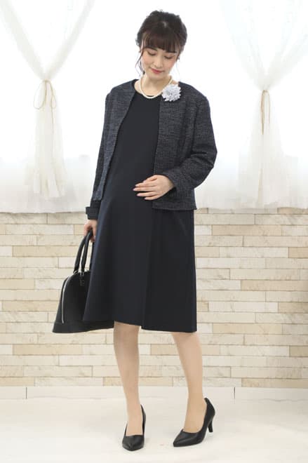 ラメ入りグレーのフラワーコサージュ