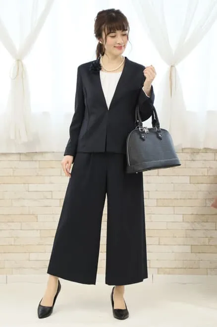 ラメ入りネイビーのフラワーコサージュ