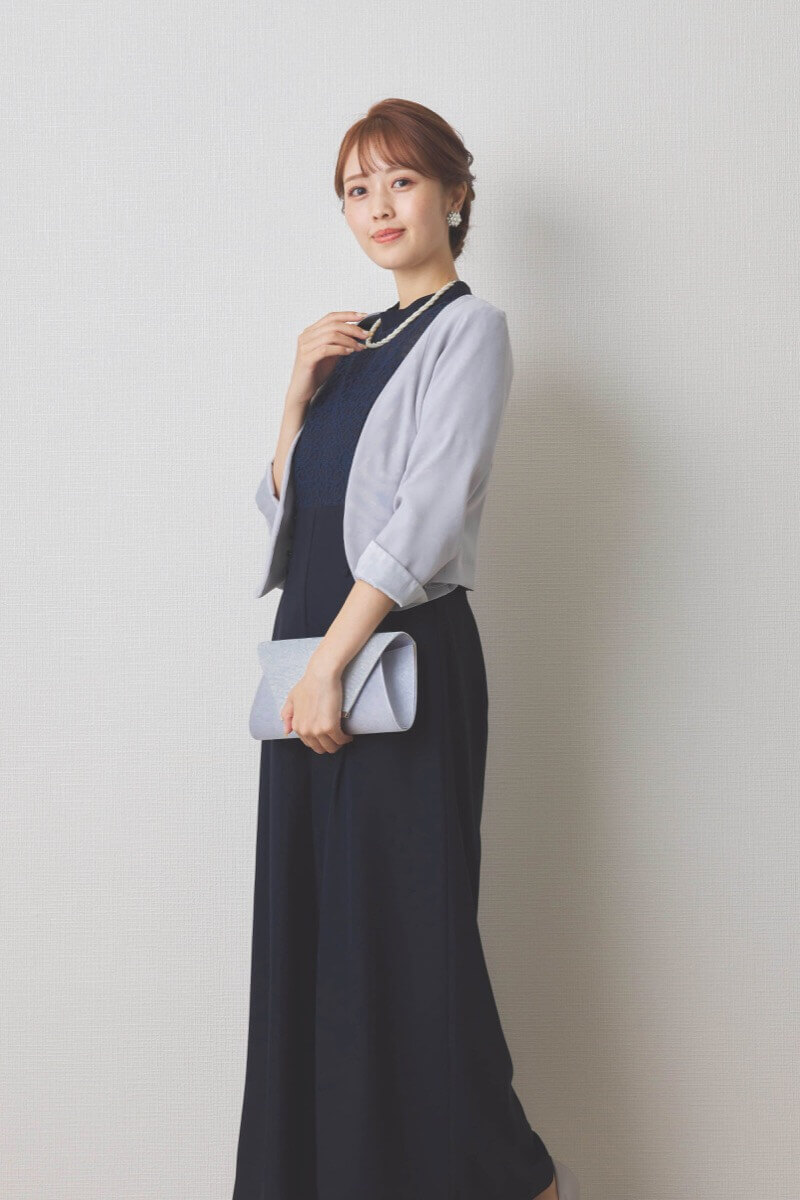 ネイビーのレースコンビオールインワンパンツドレス