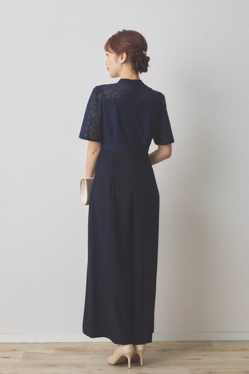 ネイビーのレースコンビオールインワンパンツドレス