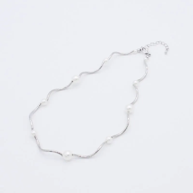 パール×メタルのウェーブネックレス(シルバー)