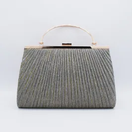 ゴールドのラメプリーツがま口クラッチバッグ