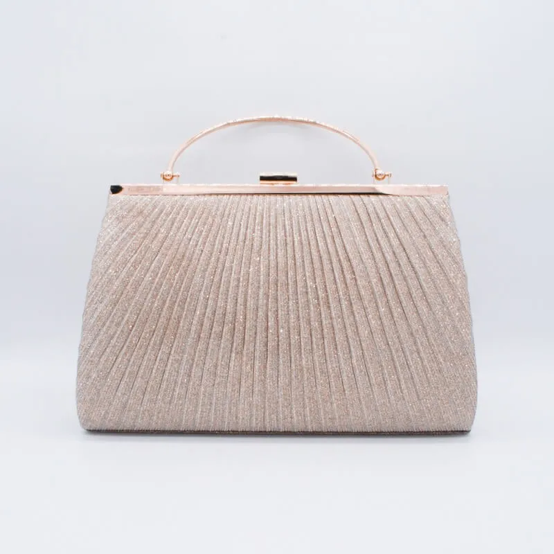 ベージュのラメプリーツがま口クラッチバッグ