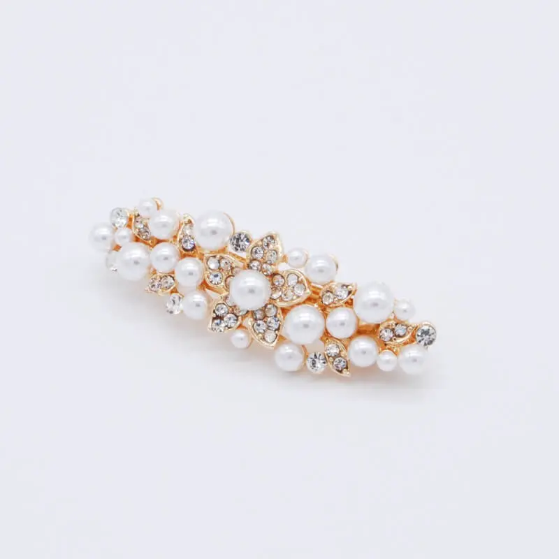 パールとビジューのフラワーモチーフバレッタ