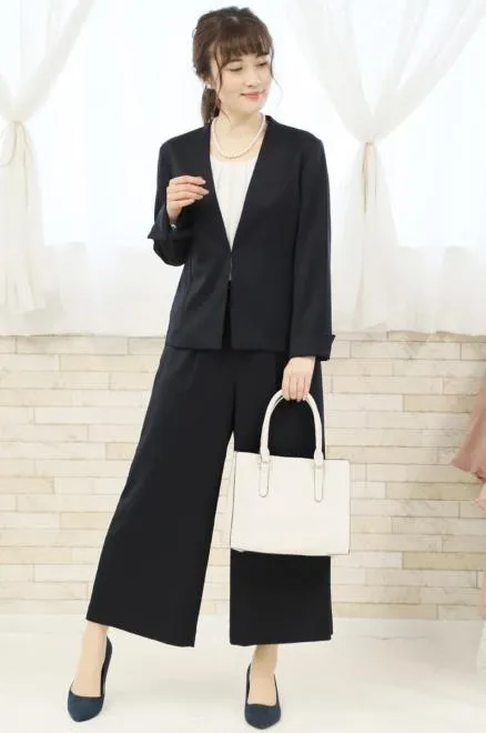 ネイビーのシフォンブラウスワイドパンツセレモニースーツセット