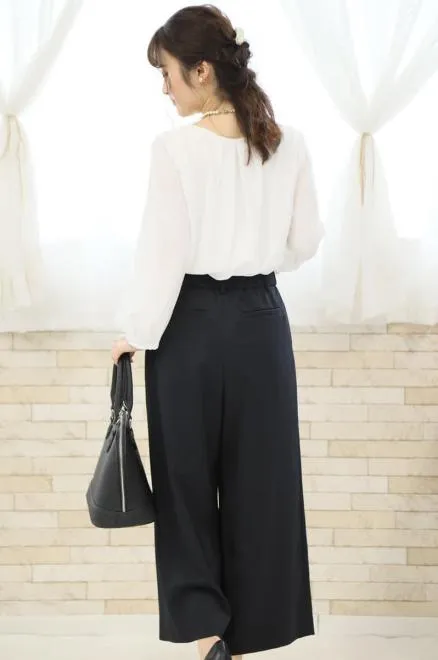 ネイビーのシフォンブラウスワイドパンツセレモニースーツセット
