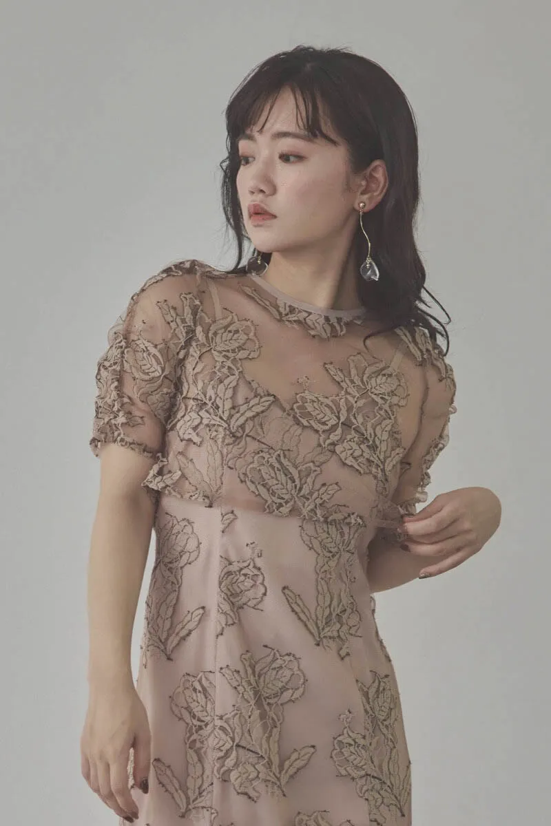 ダスティピンクのローズレースレイヤードドレス