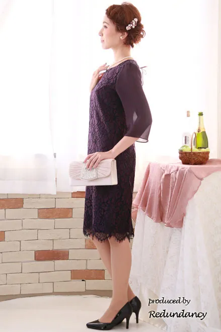 パープルのIライン総柄レースドレス