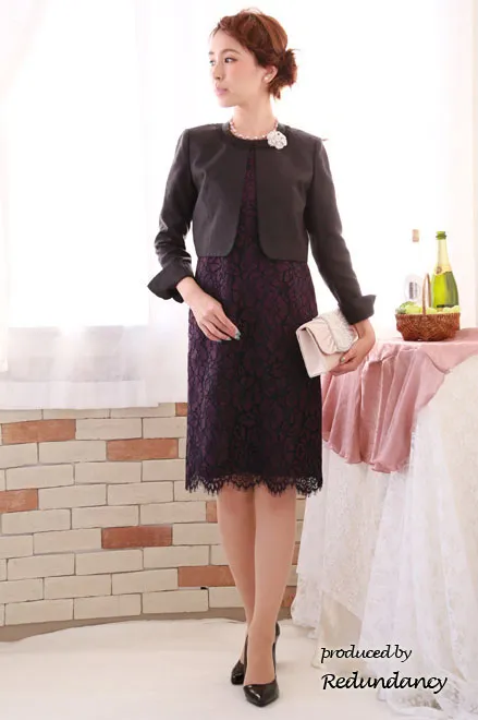 パープルのIライン総柄レースドレス