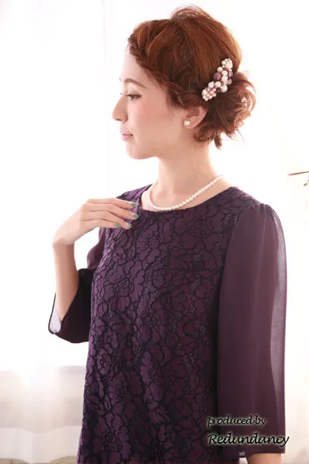 パープルのIライン総柄レースドレス