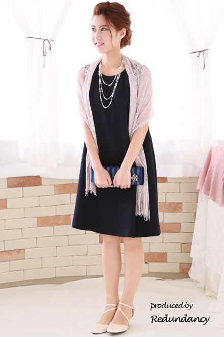 ネイビーのゆったりシンプルミニ丈ドレス