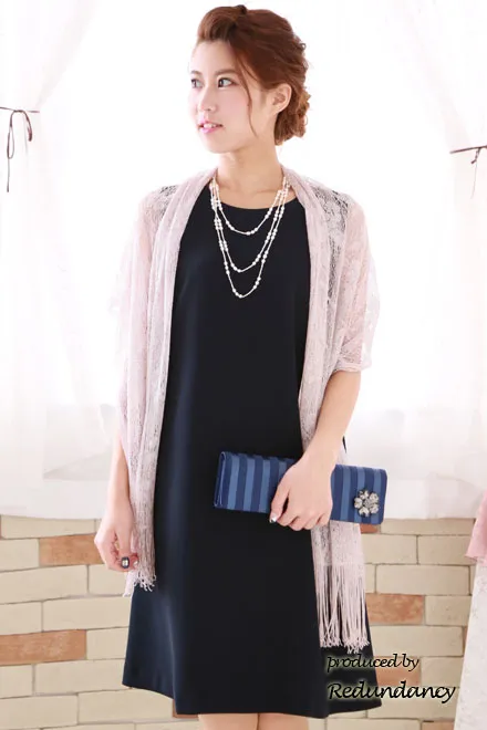 ネイビーのゆったりシンプルミニ丈ドレス