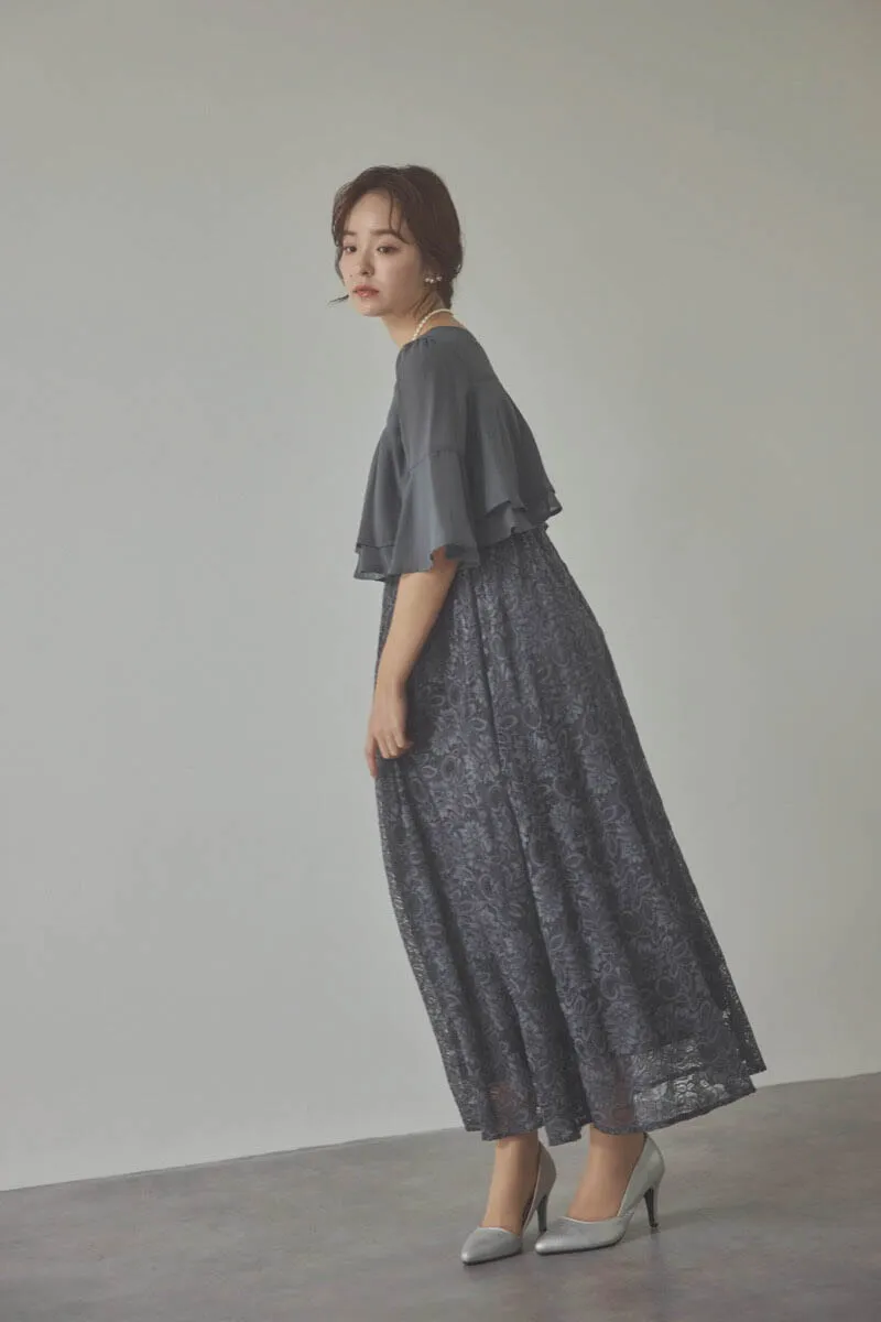 チャコールグレーの授乳口付きレーススカートドレス