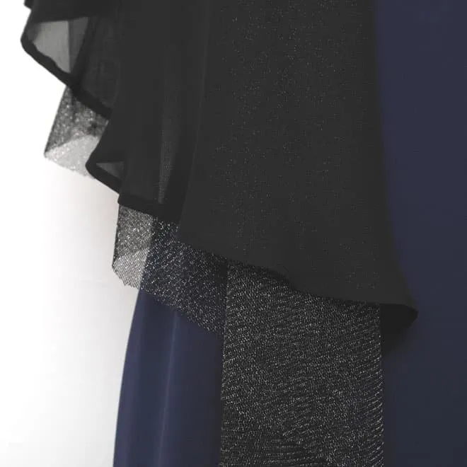 ブラックの3WAY袖付きストール