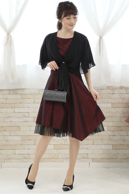 ブラックの3WAY袖付きストール