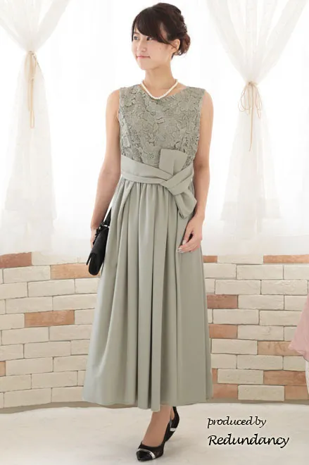 モスグリーンの変形リボンロングドレス