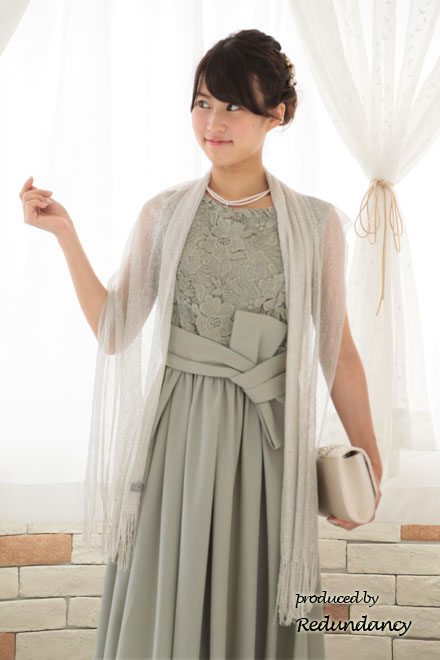 モスグリーンの変形リボンロングドレス