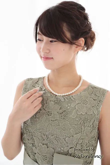 モスグリーンの変形リボンロングドレス