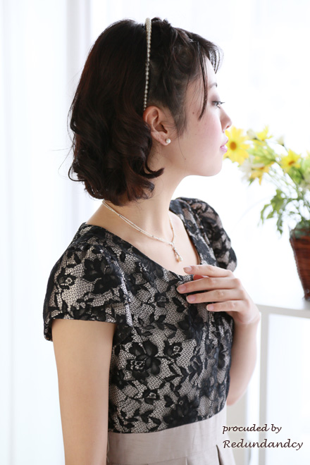 ブラックレース×ベージュの切替リボンプリンセスドレス