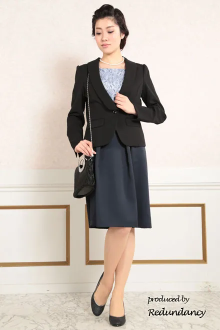 ブルー×ネイビーのツーピース風膝丈ドレス