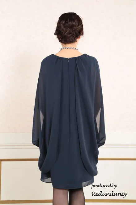 ネイビーのアームスリットシフォンドレス
