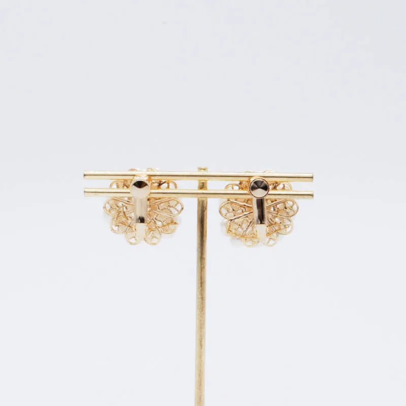 囲みパールイヤリング