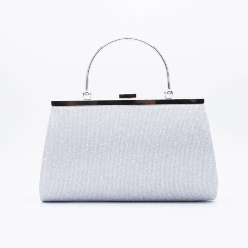 シルバーのラメプリーツハンドル付きバッグ