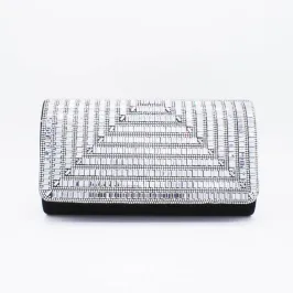 ラインストーン×ビジューのバッグ