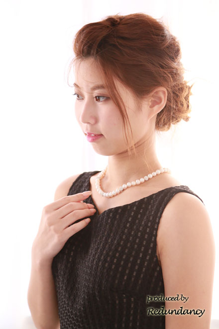 ブラックのシアーチェック柄ドレス