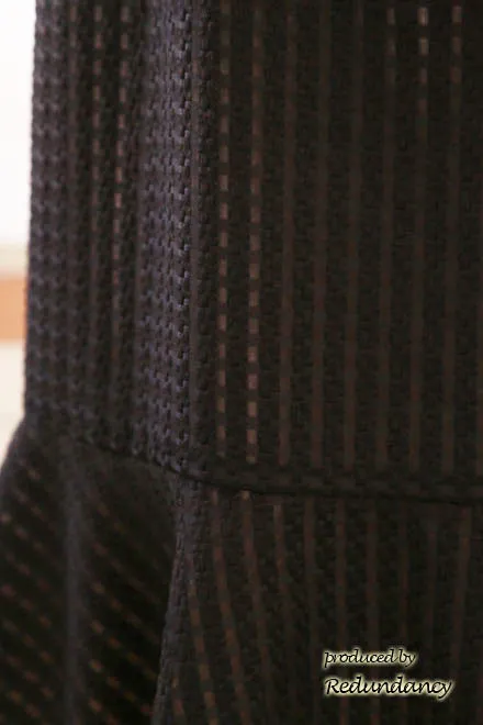 ブラックのシアーチェック柄ドレス