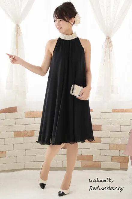 ブラック×ゴールドのハイネック刺繍アメリカンスリーブドレス