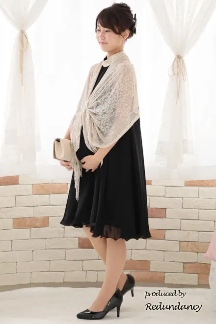 ブラック×ゴールドのハイネック刺繍アメリカンスリーブドレス