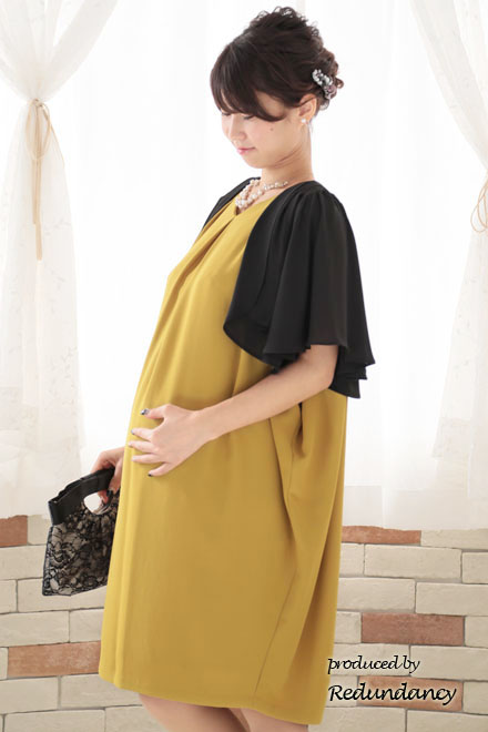 マスタードイエローのVネックコクーンドレス