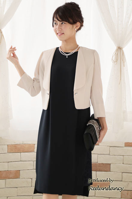 ネイビーのレーススリットIラインドレス