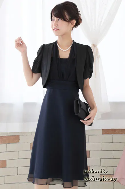 ネイビーのビジューストラップラメドレス