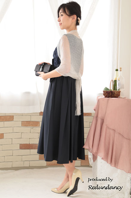 ネイビーの変形リボンロングドレス