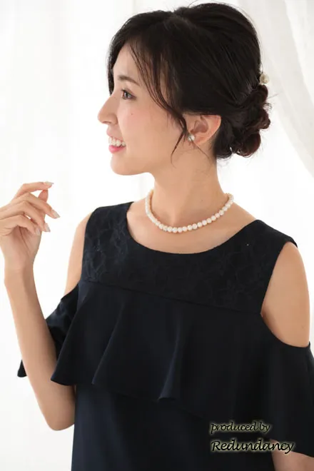 ネイビーのオープンショルダー2wayドレス