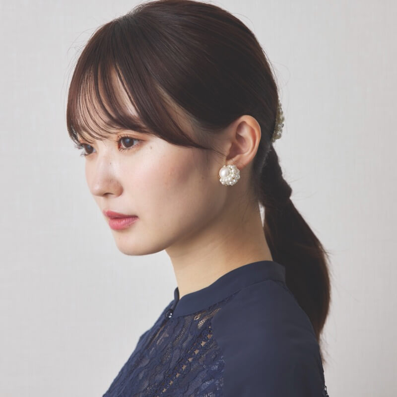 囲みパールイヤリング