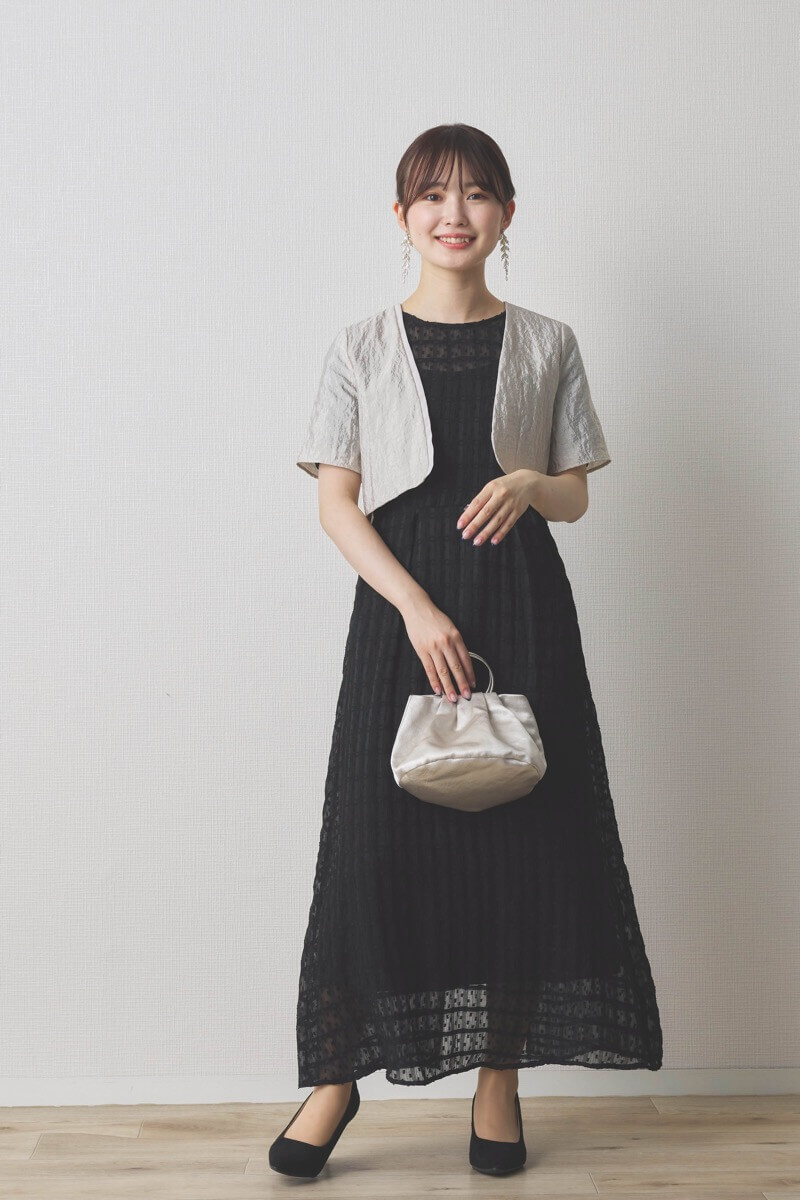 ベージュのヴィンテージボレロ