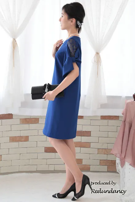 ブルーのリボン風スリーブドレス
