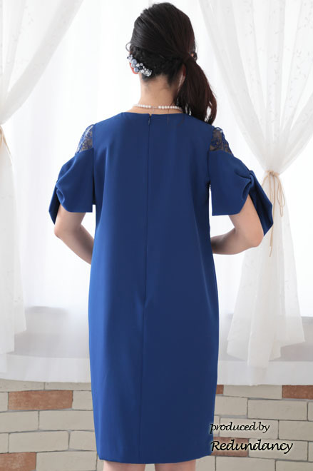 ブルーのリボン風スリーブドレス