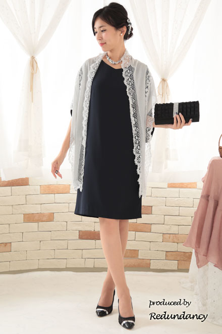 ネイビーのケープ風スリットスリーブドレス