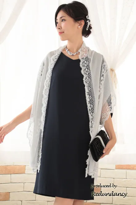 ネイビーのケープ風スリットスリーブドレス