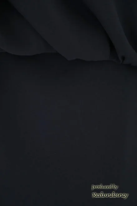 ネイビーのケープ風スリットスリーブドレス