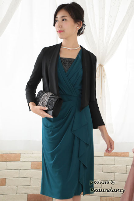 ブルーグリーンのデコルテ切替サテンジャージードレス